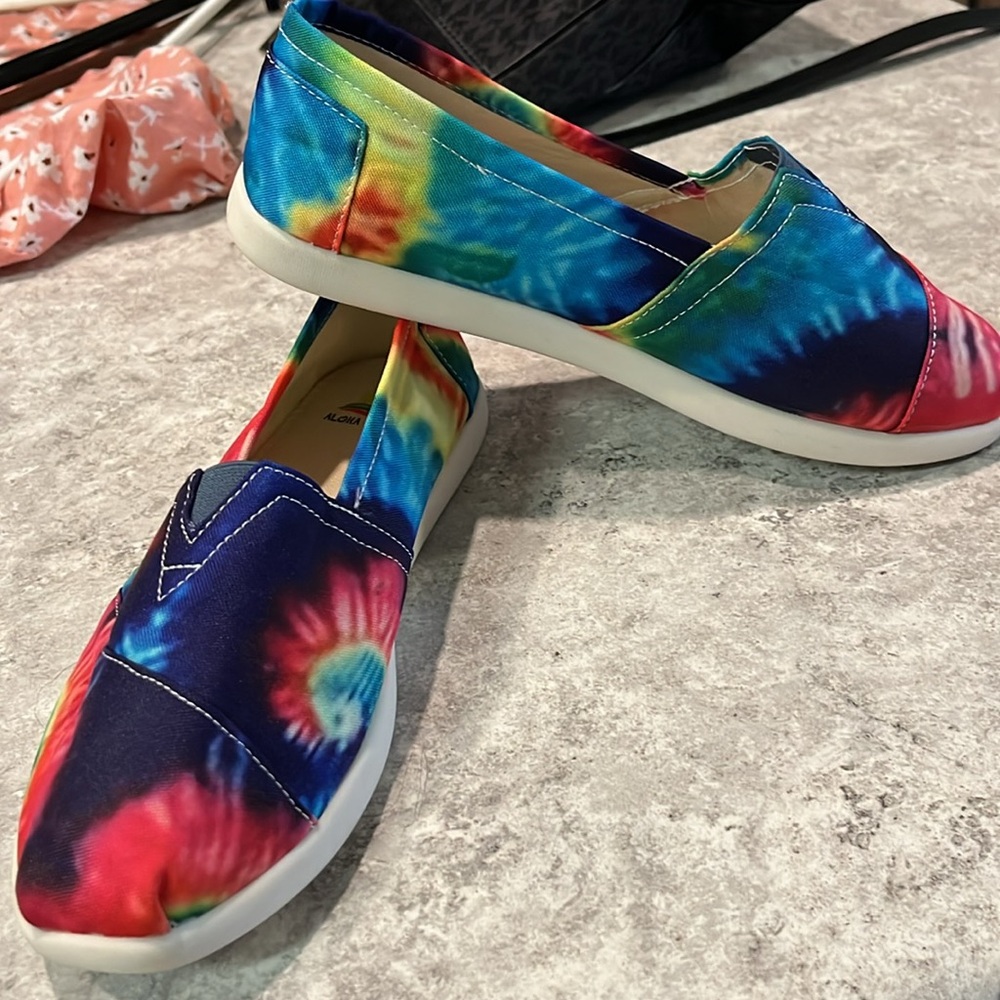Aloha island size 7 1/2 but they go up to a size 8 because I’m a 7 1/2